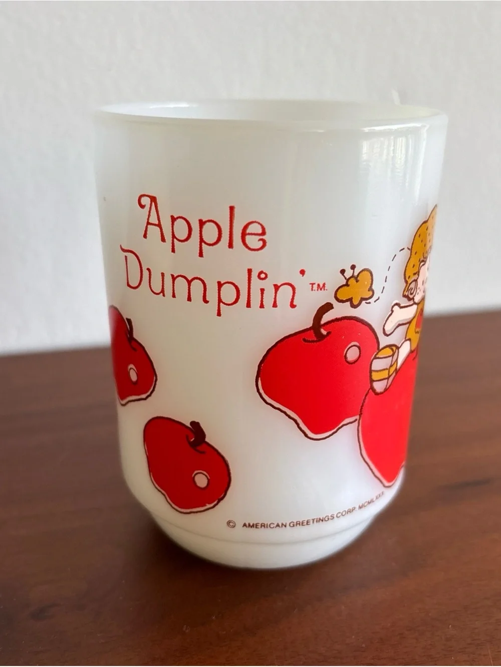Fire King White Milk Glass Mug with Apple Dimplin - Strawberry Shortcake 80s